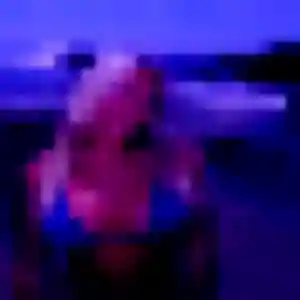 Lise, 24 ans, disponible à Civrieux pour une rencontre coquine