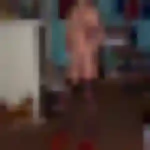 plan cul à Cluny : photo de Yvonne, 22 ans - accès libre