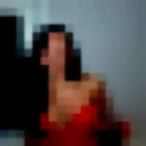 Urielle, fille de 23 ans veut plan cul à Coësmes