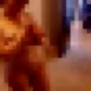 Charmante Daphne, 45 ans à Comblessac - la contacter