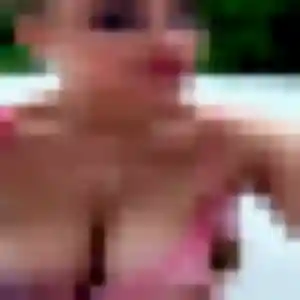 Maya, fille de 34 ans cherche plan cul à Couffé