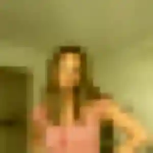 Catherine, 37 ans, disponible à Coulombiers pour une rencontre coquine