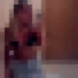 Helene (26 ans) à Courbépine propose un plan cul ce soir