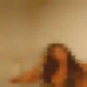 Charmante Eva, 22 ans à Courlay - voir sa photo
