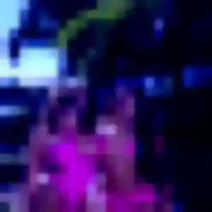 Rejoins Ameline, 29 ans à Cranves-Sales en privé