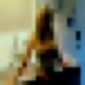 Eva, fille de 25 ans cherche plan cul à Craon