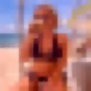 Hermine, 32 ans, connectée à Craponne-sur-Arzon pour une rencontre coquine