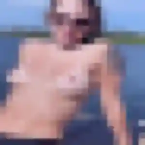 Photo exclusive de Salome, 24 ans à Cravant - rencontre sans lendemain