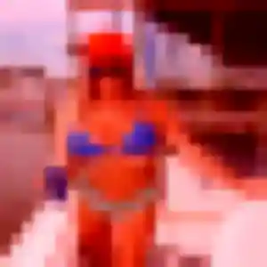 Bettina de Damiatte, 41 ans - plan cul discret