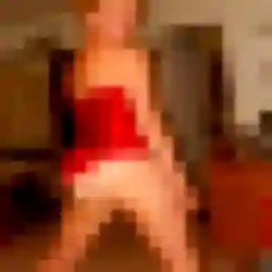 Contacte Delia, 32 ans à Dignac en privé