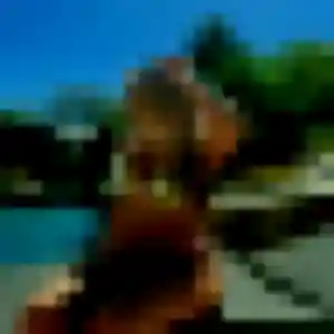 Charmante Brunehilde, 39 ans à Divonne-les-Bains - voir sa photo