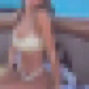 Thais, femme de 36 ans cherche plan cul à Dompierre-sur-Besbre