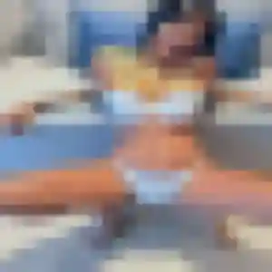 Profil de Coralie à Dompierre-sur-Veyle (32 ans) - plan cul gratuit