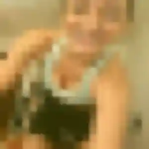 Photo privée de Nathalie, 39 ans à Dompierre-sur-Yon - rencontre coquine