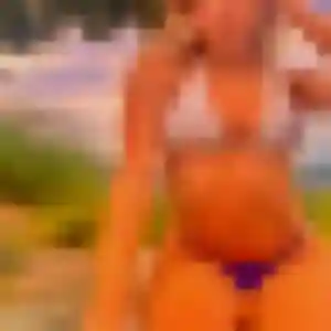 Sylvie, 25 ans, en ligne à Drefféac pour un plan cul