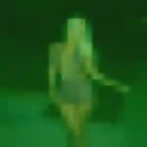 Brune, 28 ans, en ligne à Écharcon pour une rencontre coquine