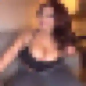 Bertille, 43 ans, en ligne à Écouen pour un plan cul