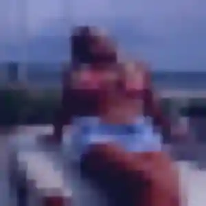 Djamila, 37 ans, disponible à Escoville pour un plan cul