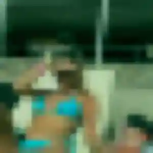 Photo privée de Zineb, 22 ans à Évrecy - plan discret