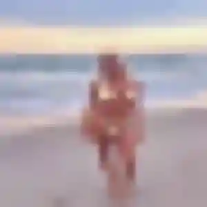 Photo sexy de Eva, 25 ans à Farges-lès-Chalon - rencontre sans lendemain