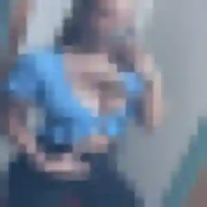 Dounia, 39 ans, connectée à Feldkirch pour un plan cul