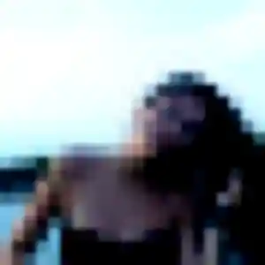 Sexy Hilary, 28 ans à Finhan - découvrir son profil