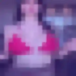 Photo de Natacha à Fontaines-sur-Saône (37 ans) - plan cul discret