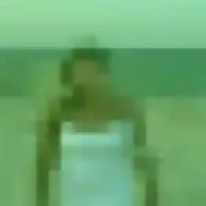 Agathe (34 ans) à Gazeran attend une rencontre rapidement