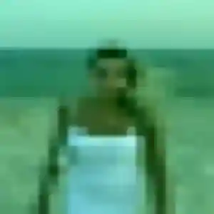 Charmante Dina, 37 ans à Gemeaux - voir sa photo