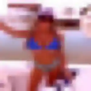 Ulrike, fille de 38 ans cherche plan cul à Girolles