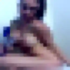 Benedicte, femme de 26 ans cherche plan cul à Gourlizon