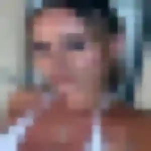 Belle Louise, 25 ans à Hauterives - voir sa photo