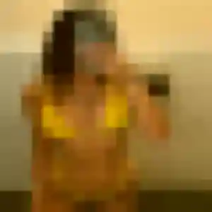 Elena de Hérissart, 43 ans - plan cul en toute liberté