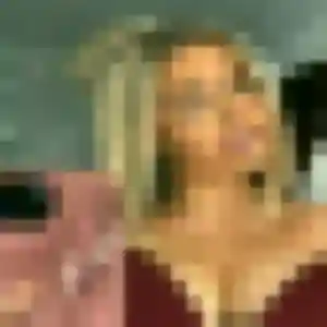 Photo privée de Gwenaelle, 28 ans à Idron - plan discret