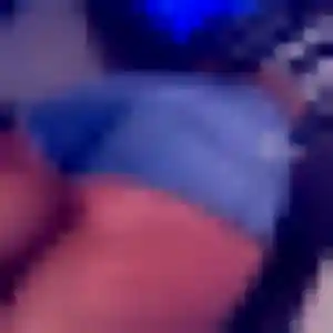 Yasmine, fille de 44 ans cherche plan cul à Ingré