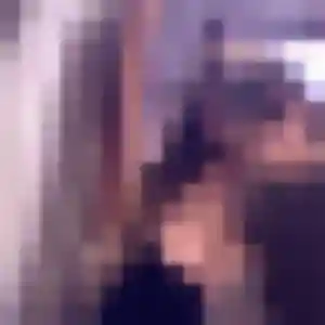 Colombine, 22 ans, connectée à Issoudun pour un plan cul