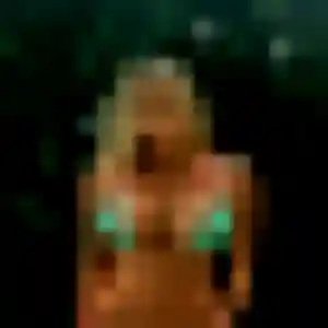 Photo de Yasmina à Josselin (34 ans) - plan cul gratuit