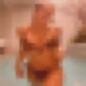 Natasha de Juliénas, 44 ans - plan cul discret