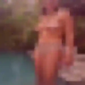 Angelique, 34 ans, disponible à La Jarne pour un plan cul