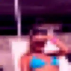 Photo de Josephine à La Pierre (42 ans) - plan cul discret
