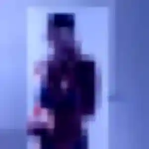 Photo de Karine à La Roche-en-Brenil (28 ans) - plan cul anonyme