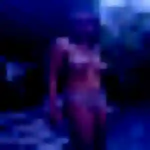 Photo de Amira à La Tremblade (28 ans) - plan cul gratuit