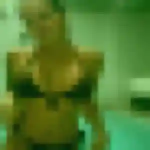 Sofia, 28 ans, en ligne à Labessière-Candeil pour une rencontre coquine