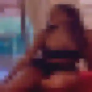 Photo exclusive de Agathe, 37 ans à Lancieux - plan discret