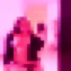 Emma, 34 ans, en ligne à Landerneau pour une rencontre coquine