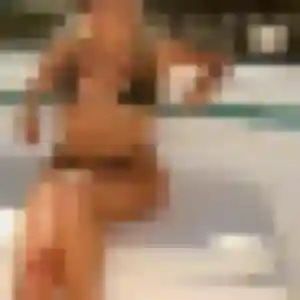 Naomi (35 ans) à Landos cherche un plan cul ce soir