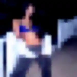 Sexy Leila, 32 ans à Landres - découvrir son profil