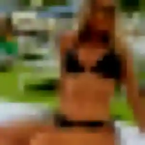 Laura, femme de 43 ans cherche plan cul à Langueux