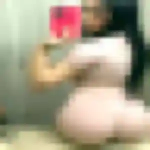 Bernadette, fille de 28 ans cherche plan cul à Larçay