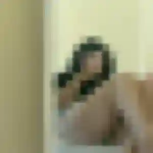 Ursula de Laroque-des-Albères, 35 ans - plan cul discret